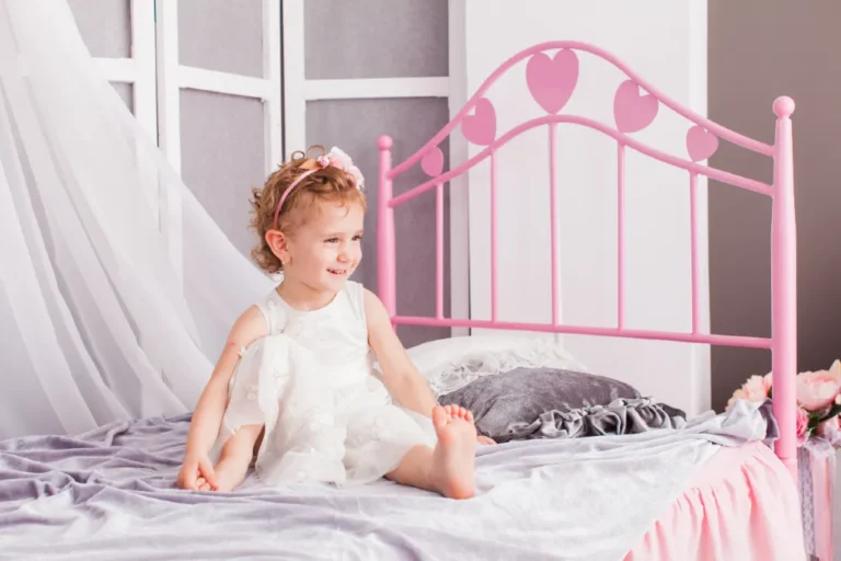 køb den bedste prinsesse seng til din datter