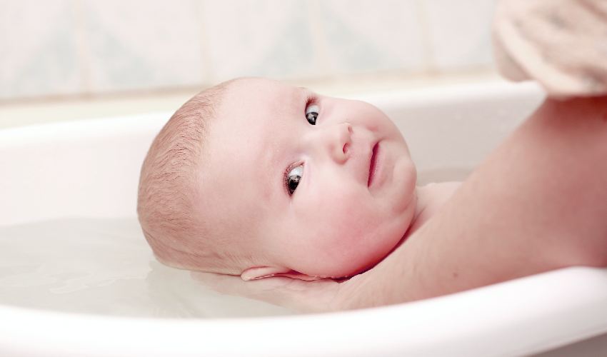 Hvor ofte skal baby i bad